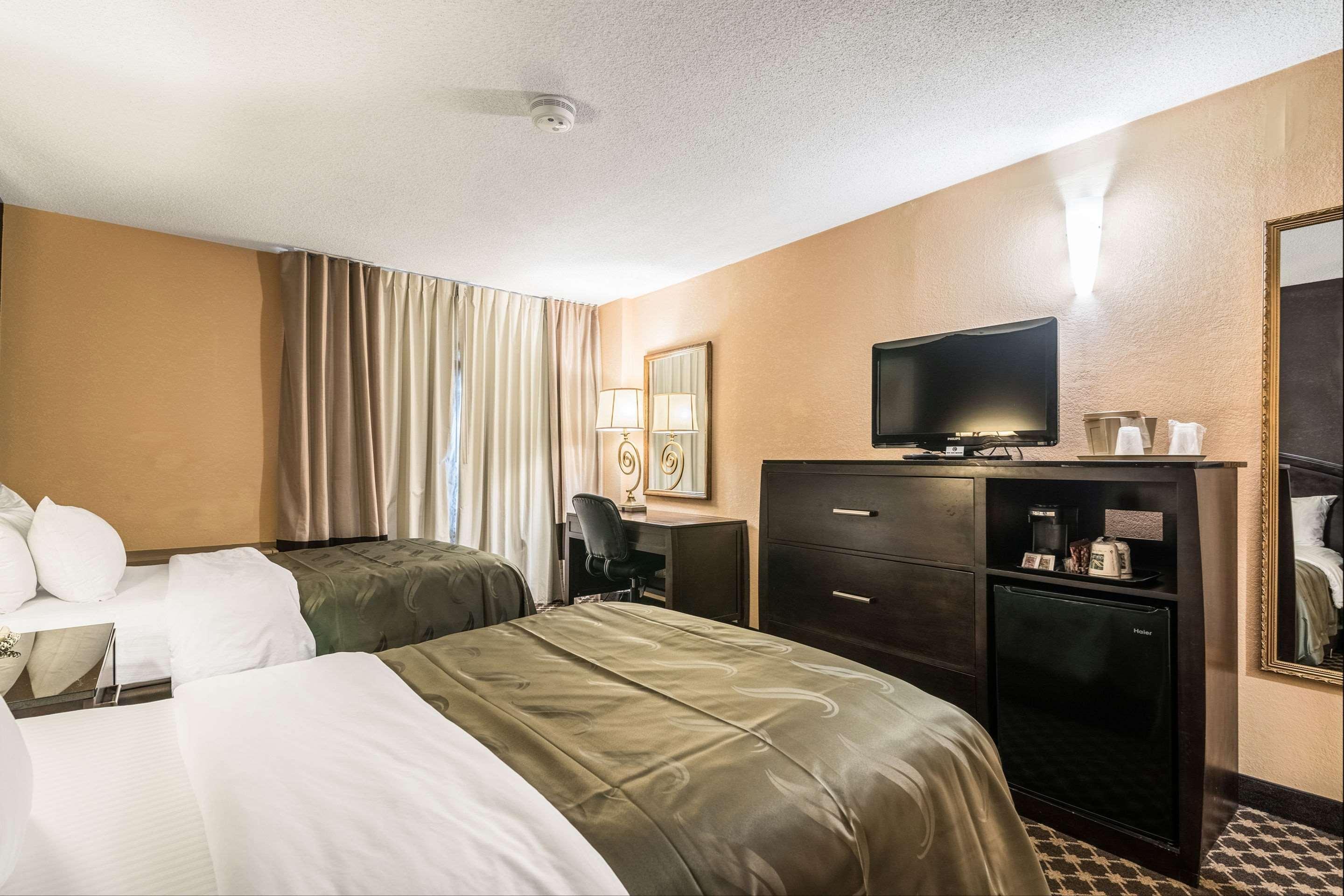 Quality Inn Ithaca - University Area Exterior photo