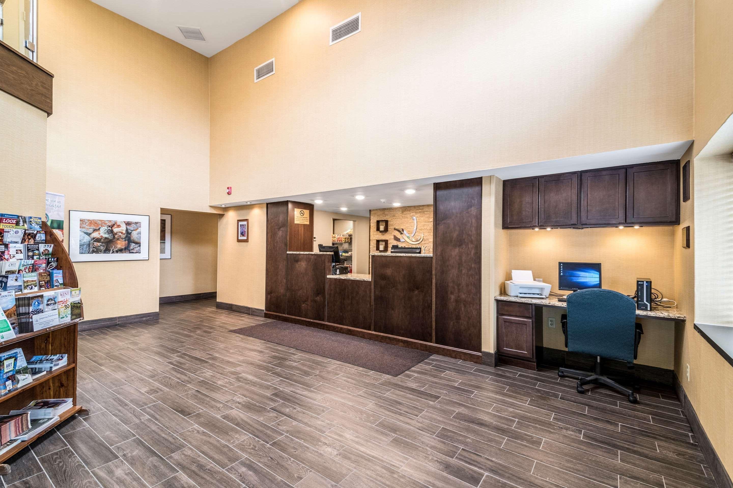 Quality Inn Ithaca - University Area Exterior photo