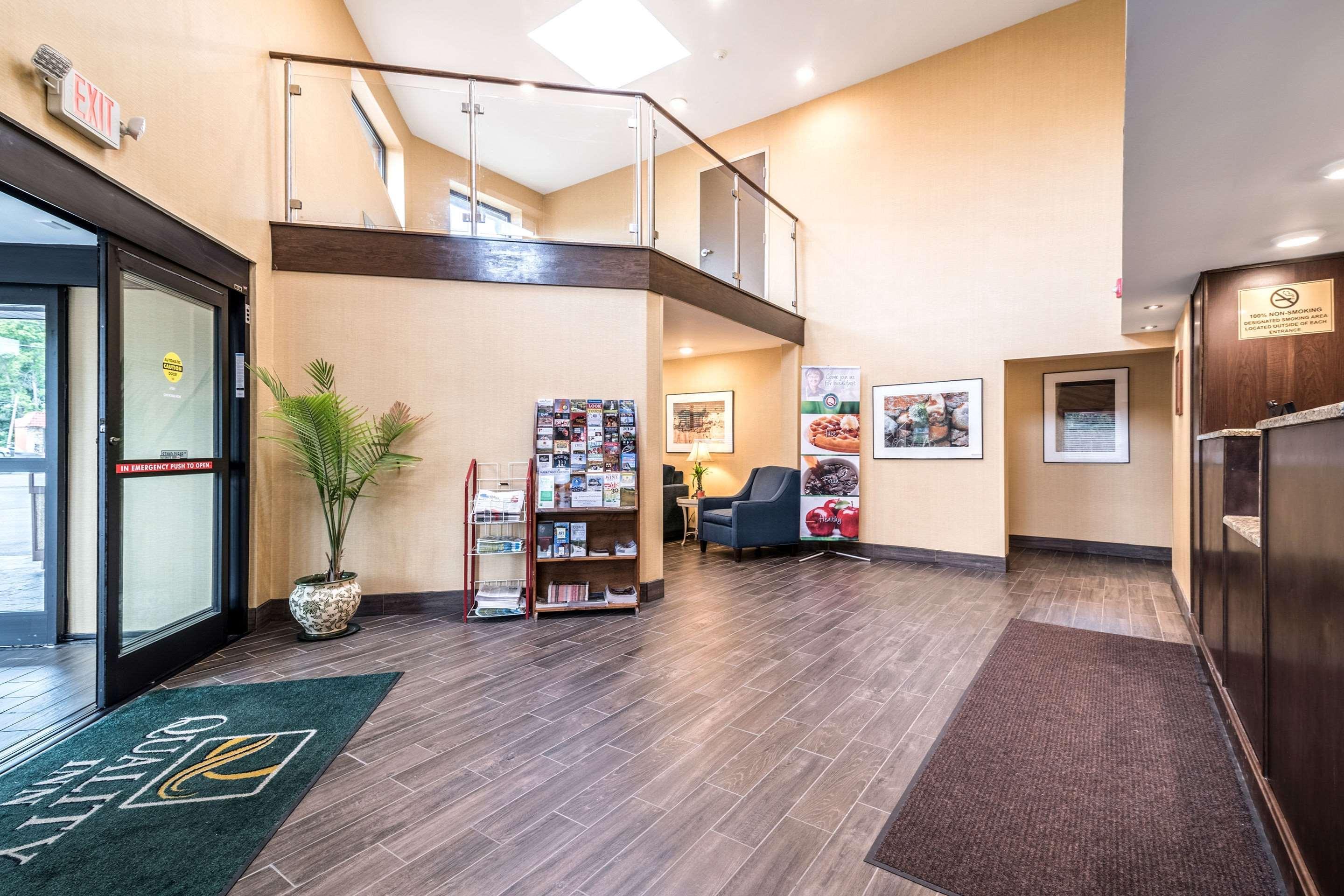 Quality Inn Ithaca - University Area Exterior photo