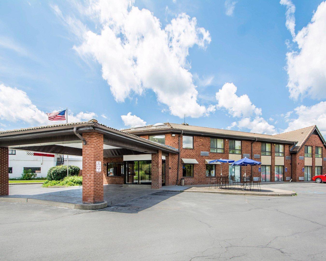 Quality Inn Ithaca - University Area Exterior photo