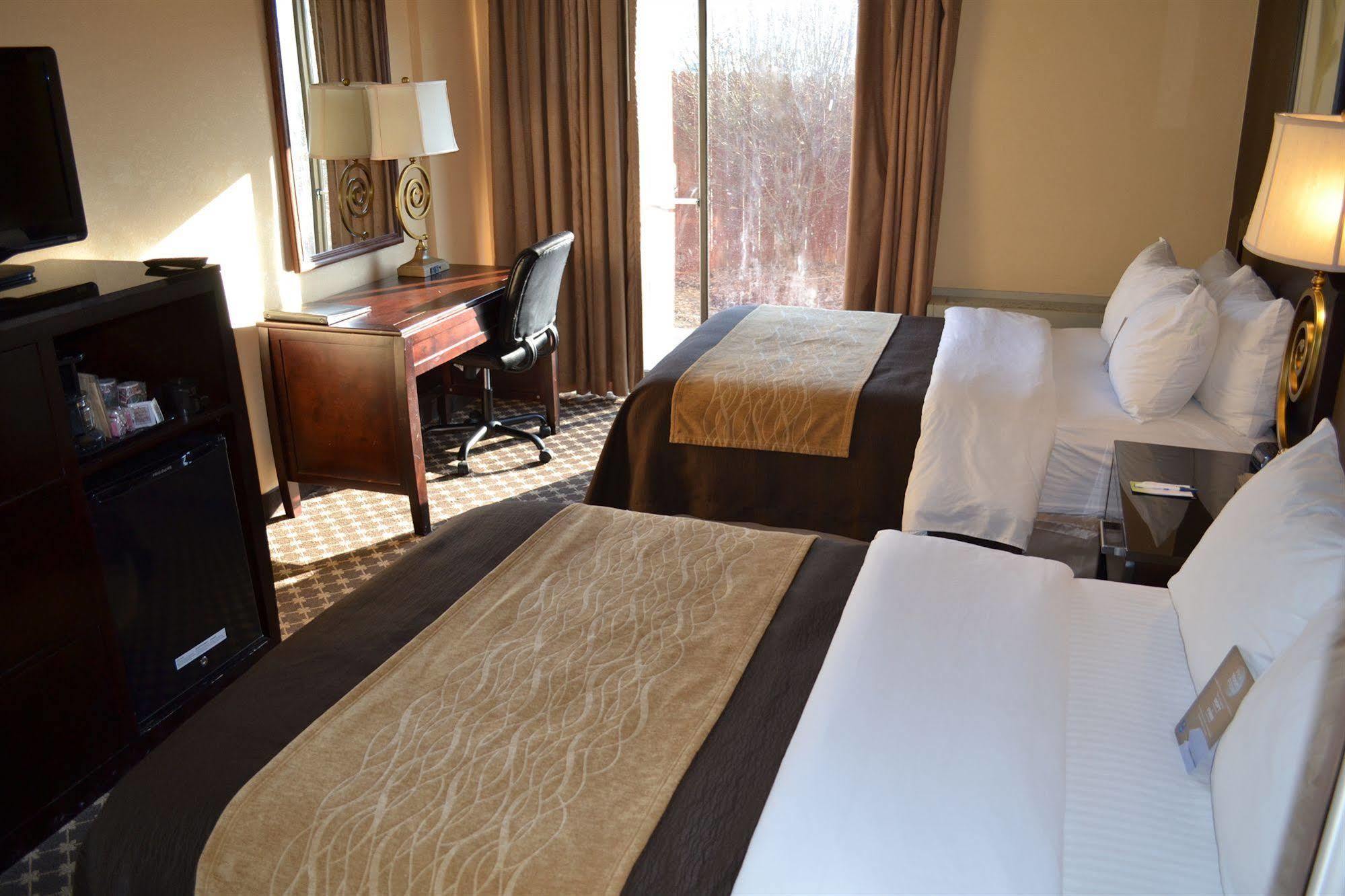 Quality Inn Ithaca - University Area Exterior photo